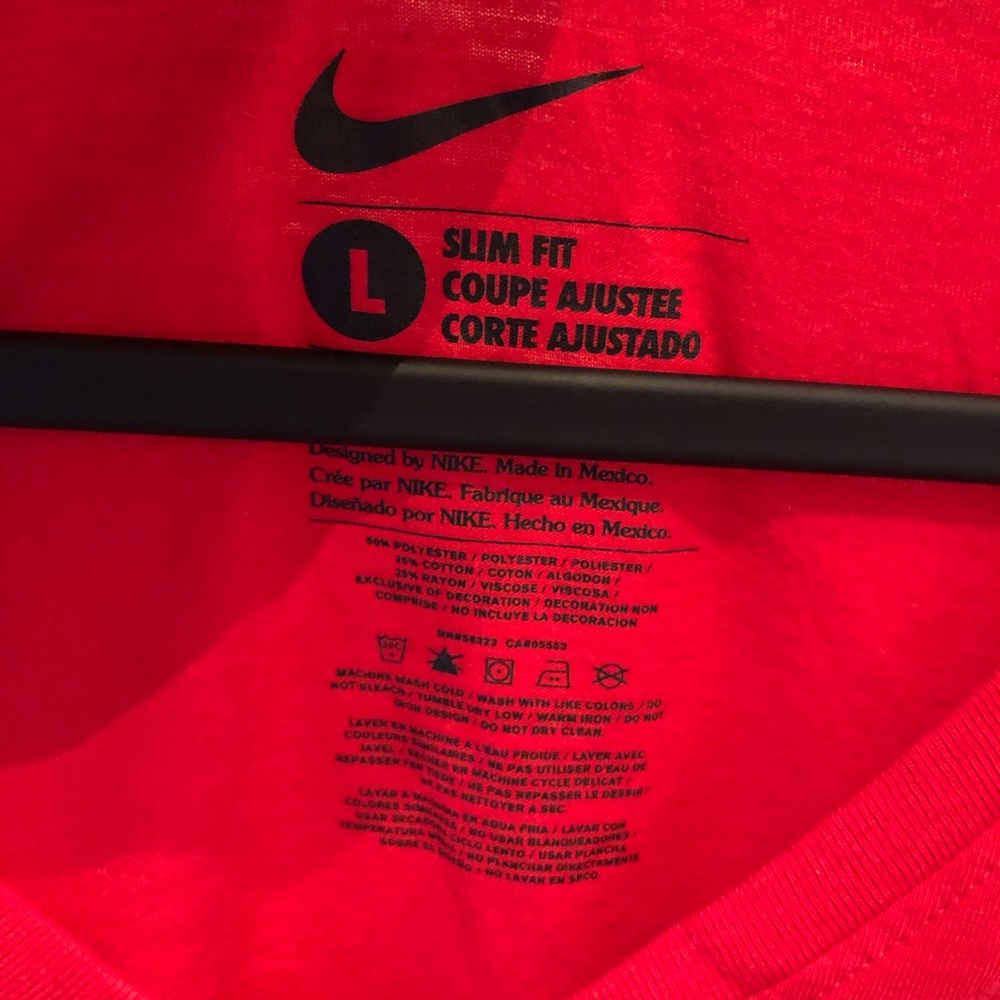 Nike Tee - Picture 2 of 2